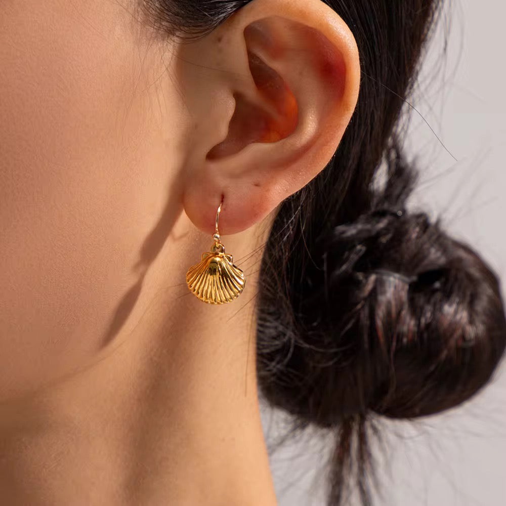 The Shell Edit Earrings
