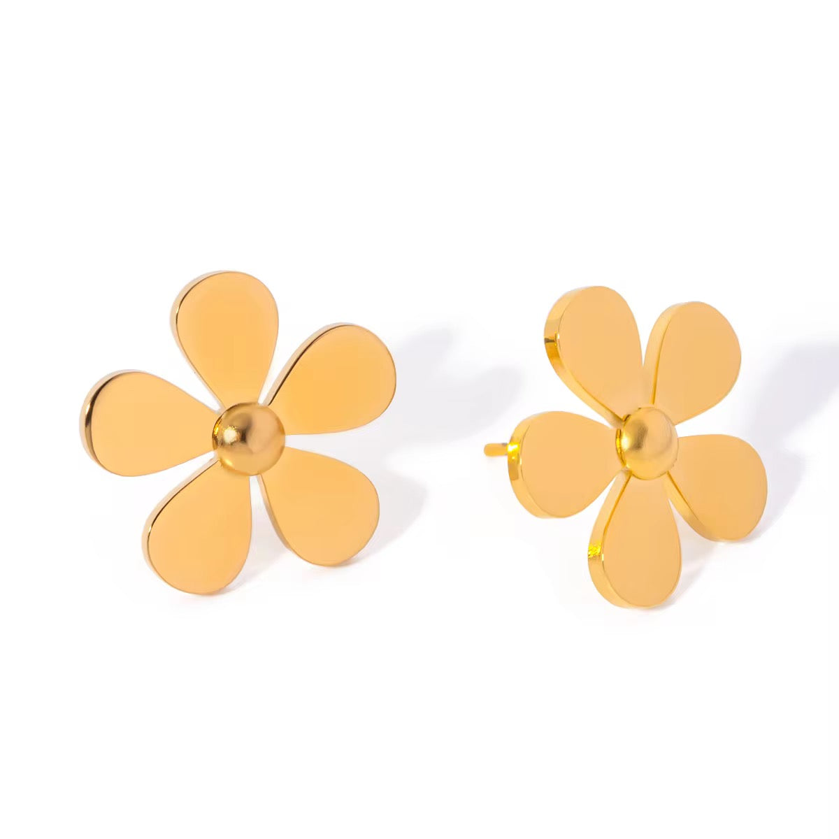 Flora Glow Stud Earrings