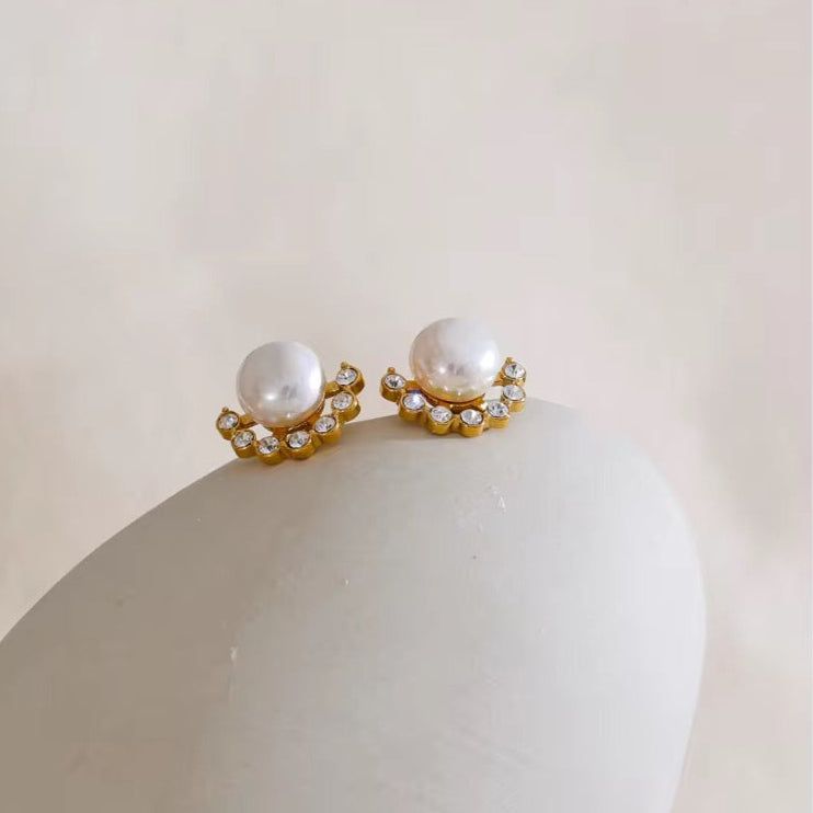 The Pearl Edit Earrings