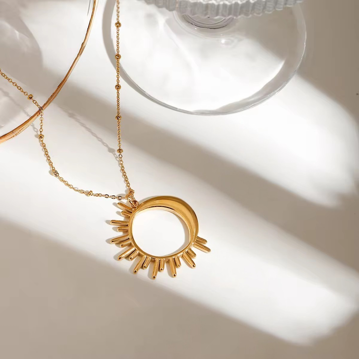 Classic sun and moon Neckchain