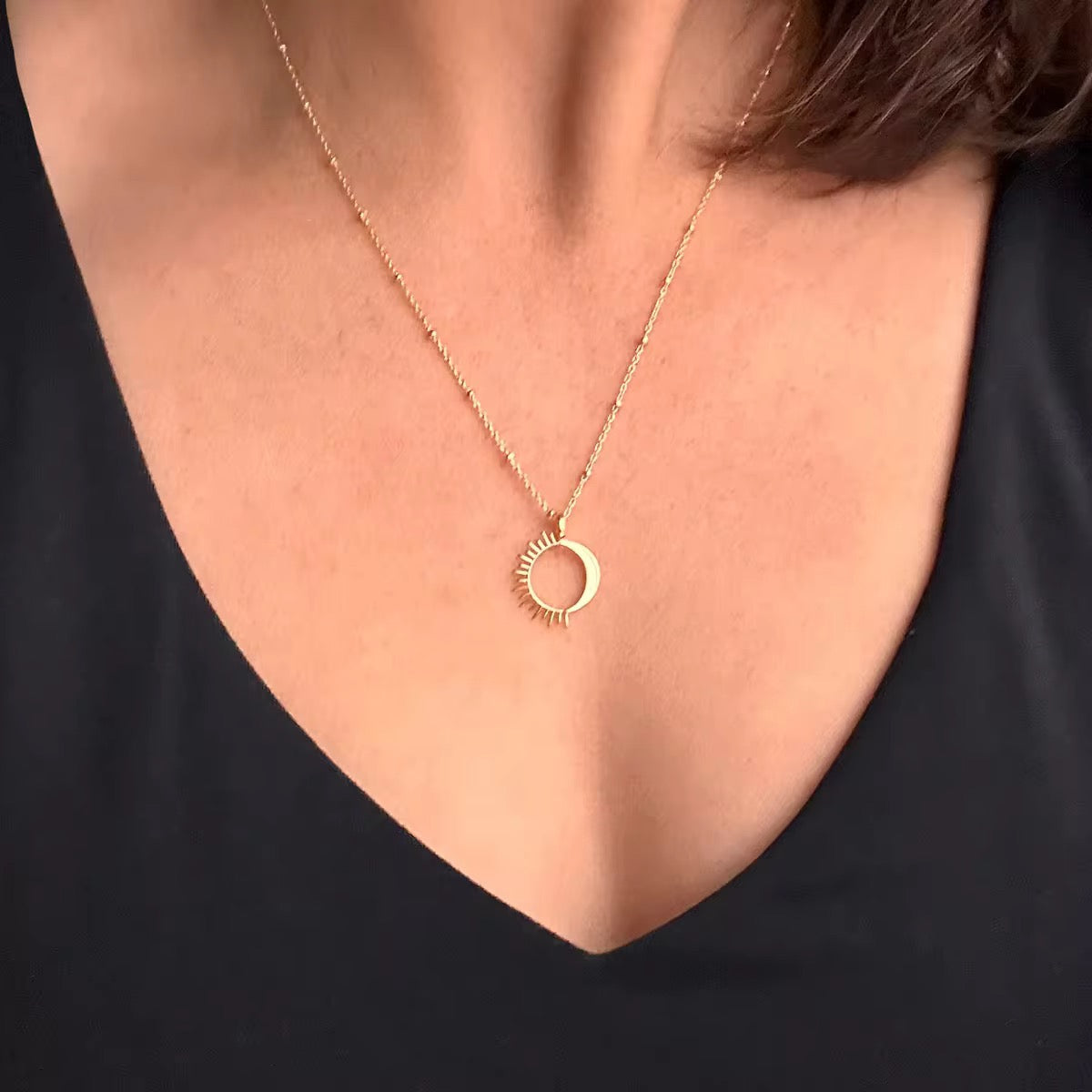 Classic sun and moon Neckchain