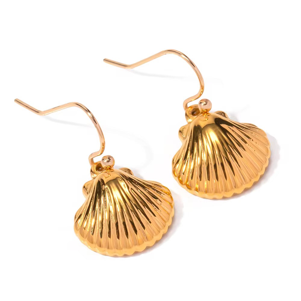 The Shell Edit Earrings