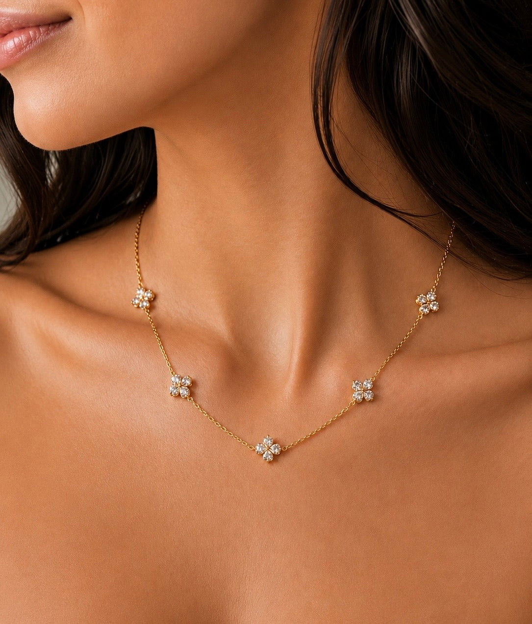 Daisy Spark Neckchain
