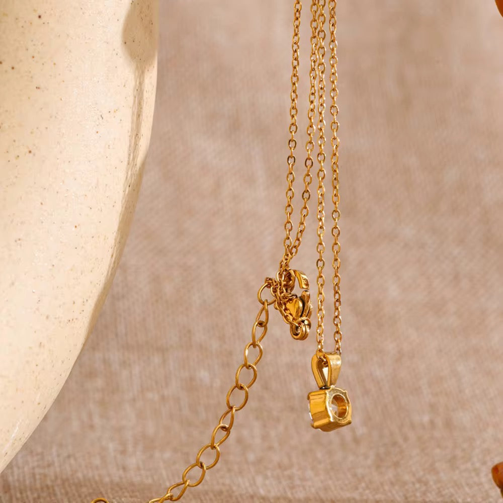 Eterna Spark Neckchain