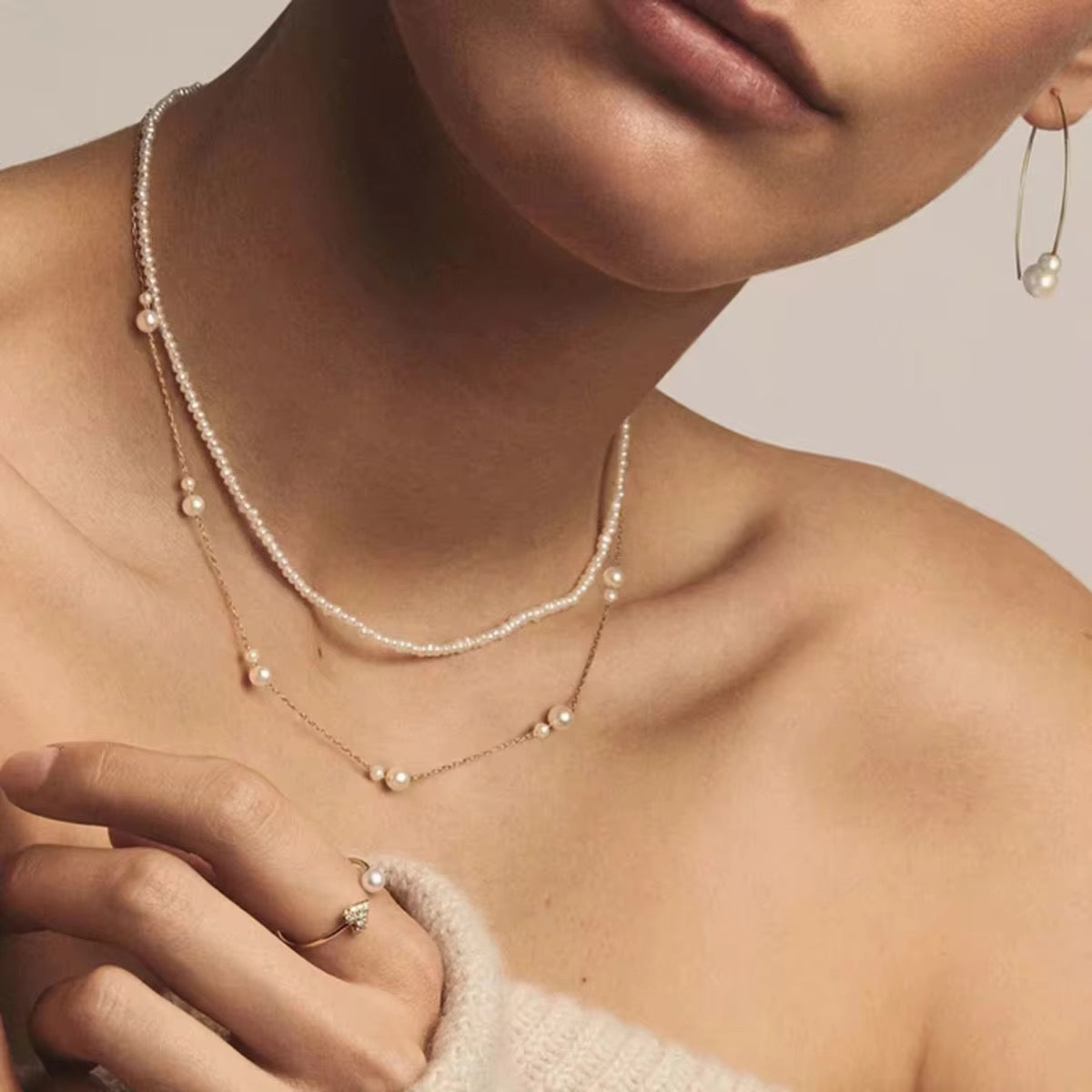 Opaline Thread Pearl Neckchain