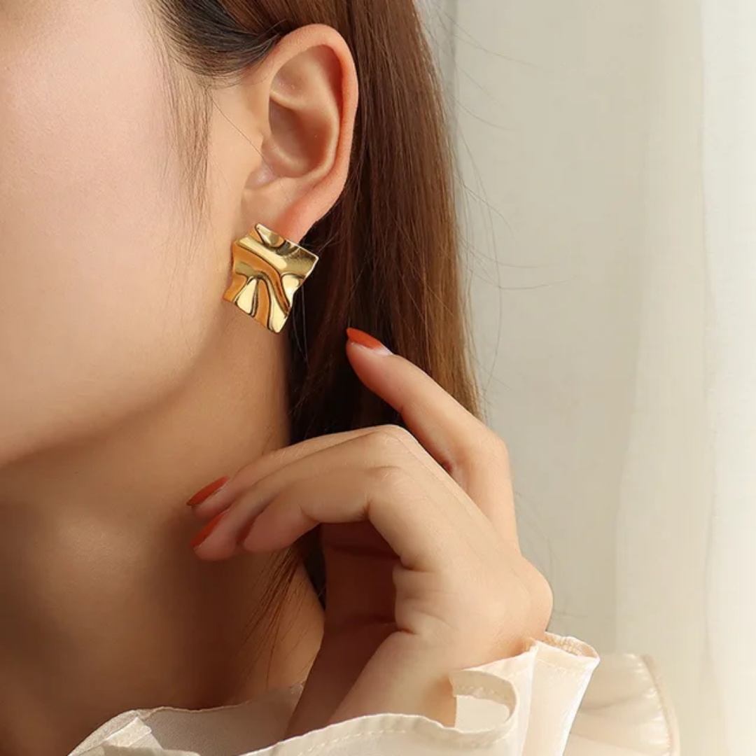 Ethereal Crest Earrings