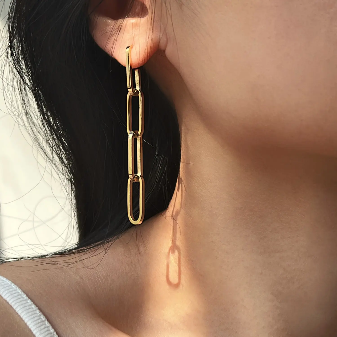 Gleaming Grace Earrings