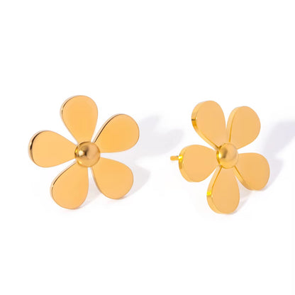 Flora Glow Stud Earrings