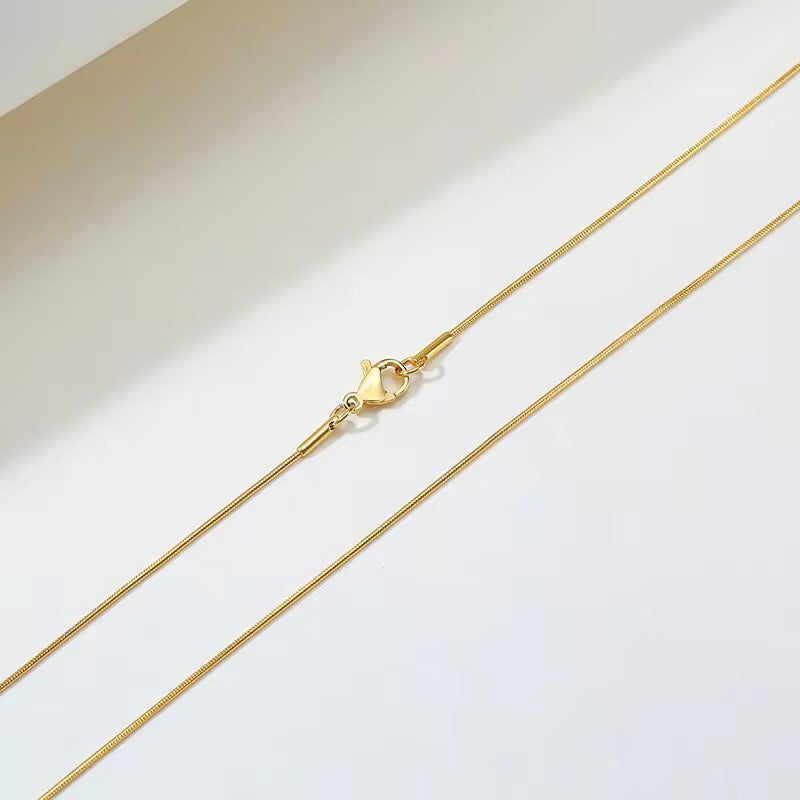 Golden Glide Sleek Neckchain