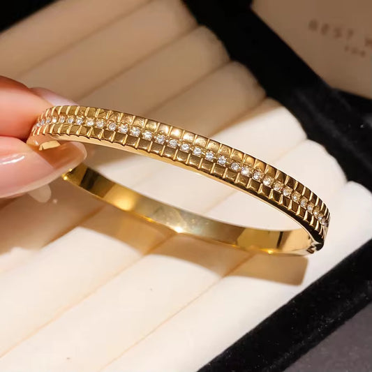Nova Line Bracelet