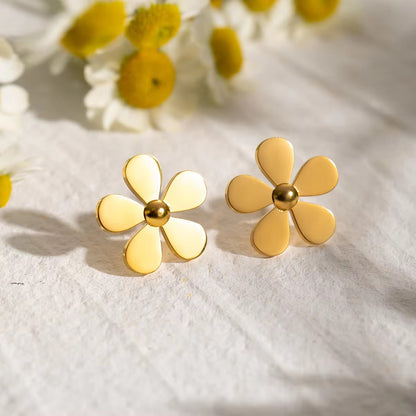 Flora Glow Stud Earrings