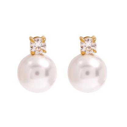 Pearl Poise Stud Earrings