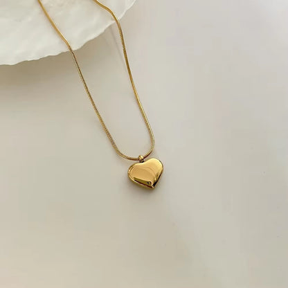 Sleek Heart Neckchain
