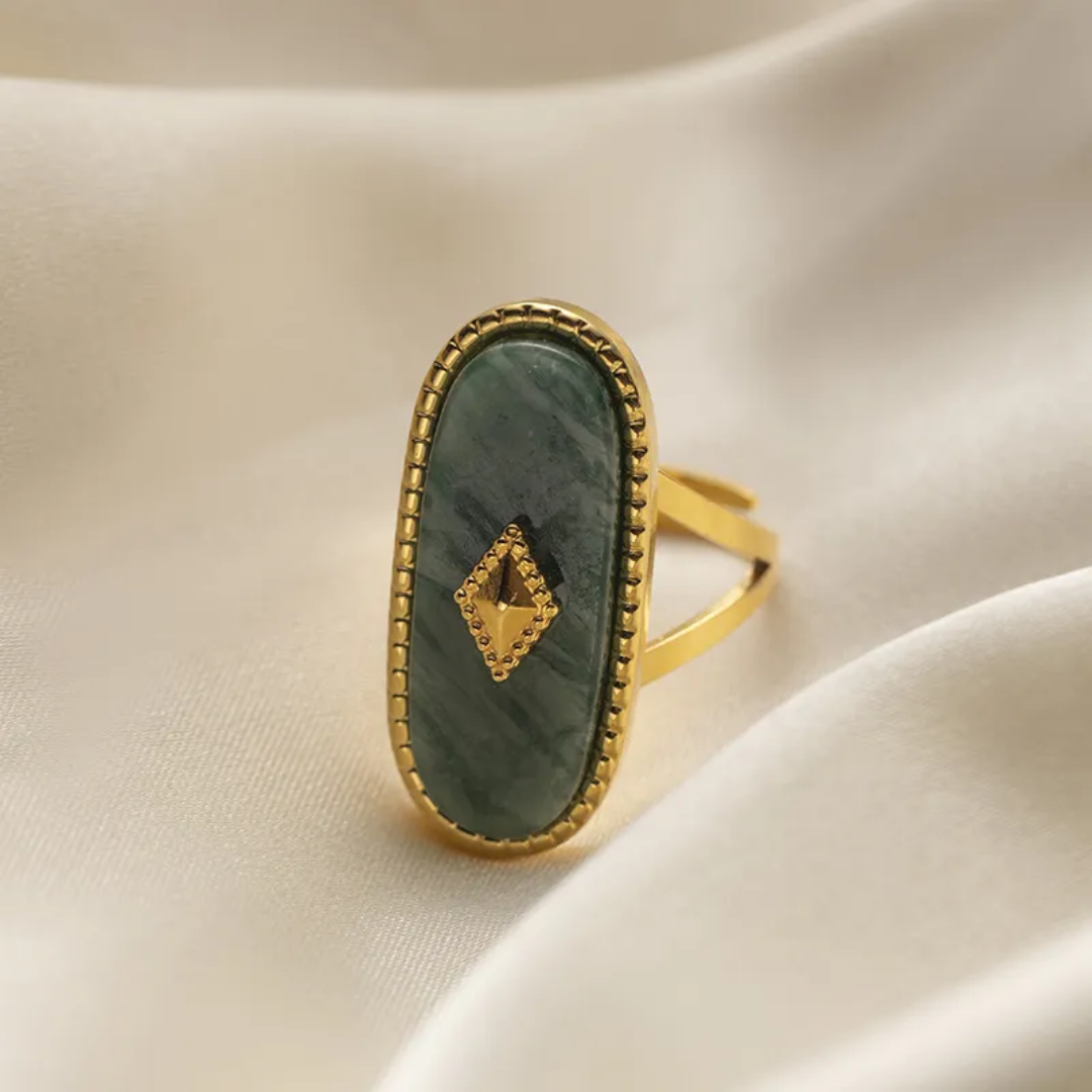 Royal Emerald Ring