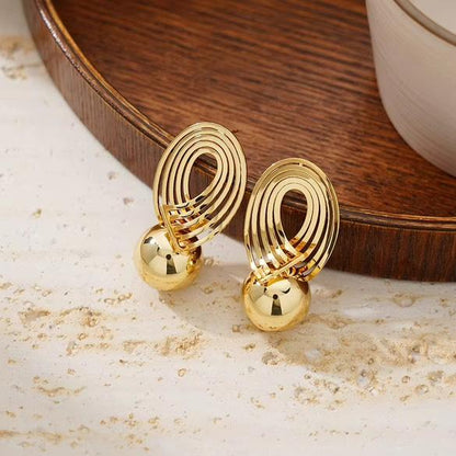 Shwetha's Gleam Majesty Earrings