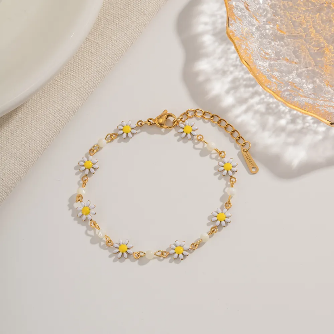 Ethereal Daisy Bracelet